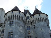 IMG 8251  Érigé en duché, le château revient en 1624 à Sully qui réaménage un petit logis de style Louis XIII.